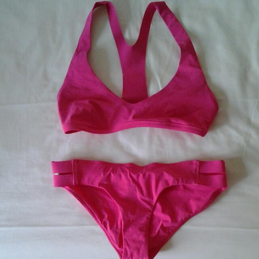 Lululemon shanti surf bikini